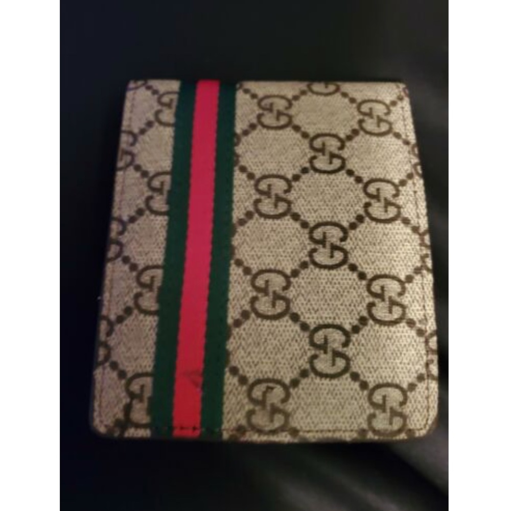Gucci Wallet Mens Authentic